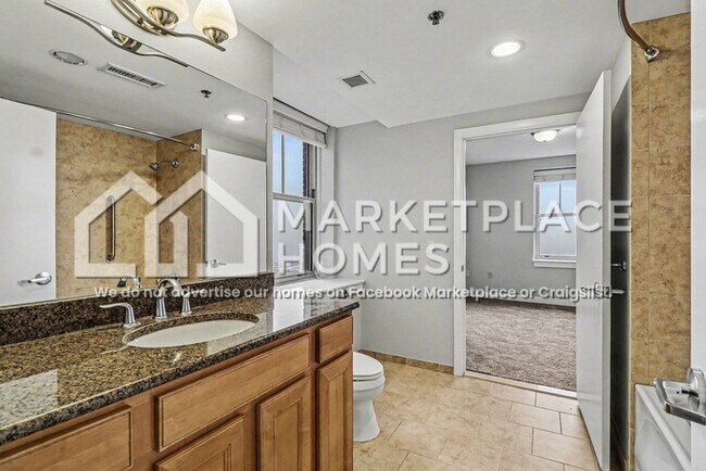 Building Photo - 525 W Lafayette Blvd