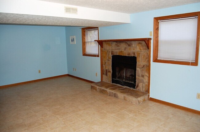 Building Photo - Available for the 2026-2027 leasing term
