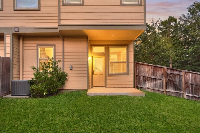 Building Photo - 130 Berlandier Ash Ct