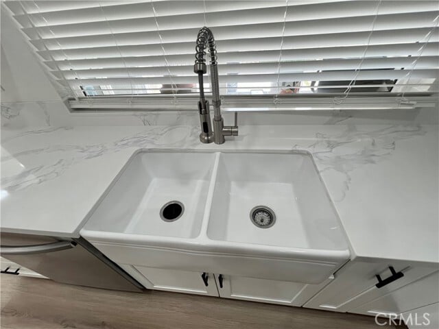 Building Photo - 26459 Via Sacramento