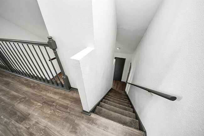 Building Photo - 14550 Fonmeadow Dr
