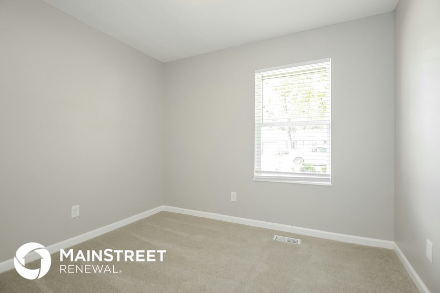 Building Photo - 17 Elwood Ct