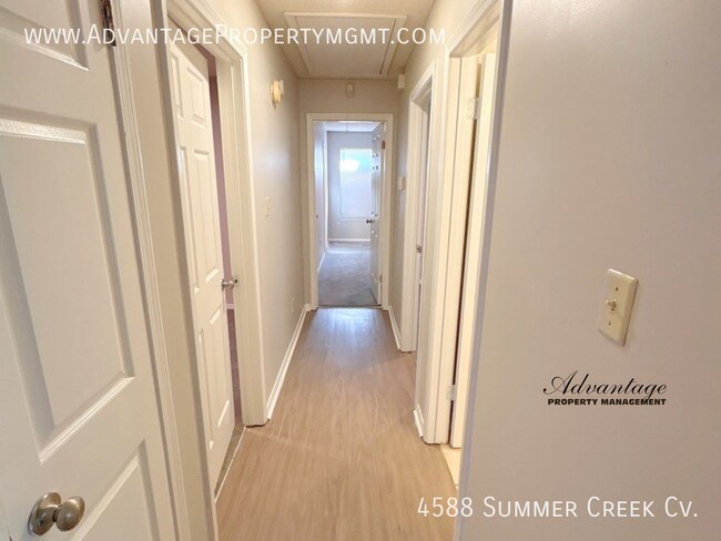 Building Photo - 4588 Summer Creek Cove