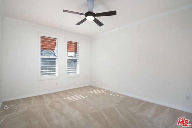 Building Photo - 4400 Cartwright Ave