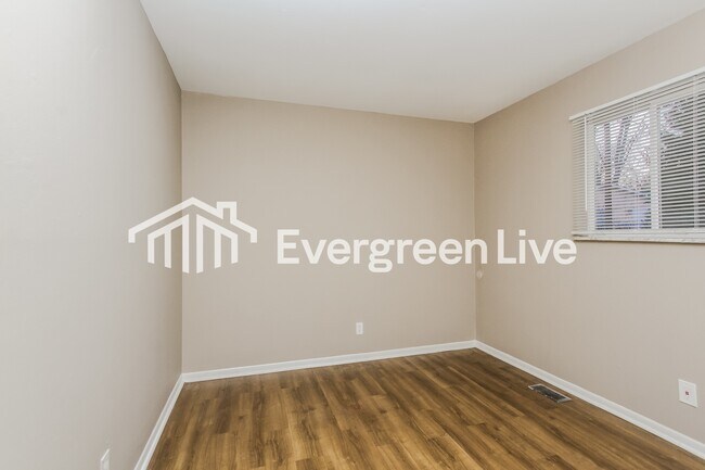 Building Photo - 9701 Ellist Ct