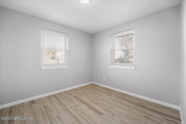 Building Photo - 5395 Poppy Dr