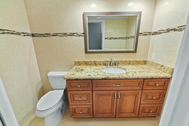 Building Photo - 3300 S Ocean Blvd