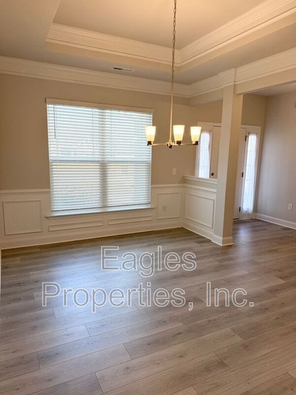 Building Photo - 208 Bay Hill Dr