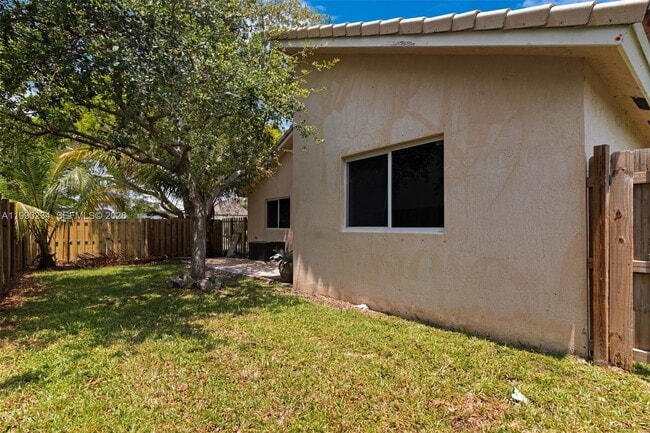 Building Photo - 9264 SW 209th Terrace