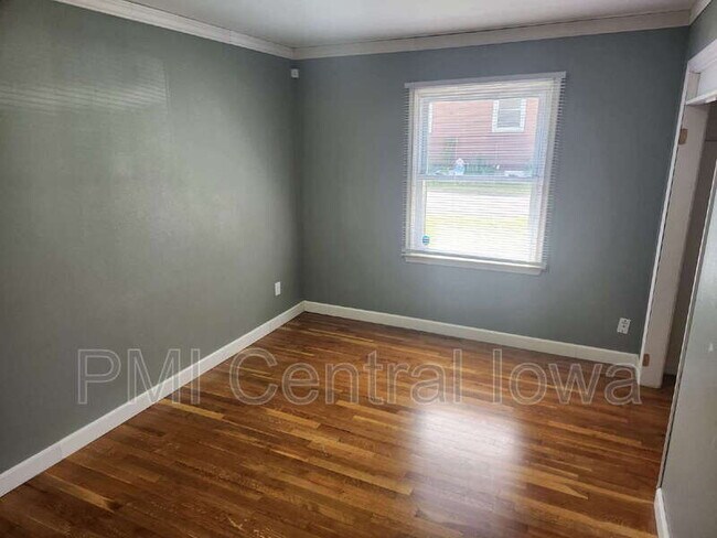 Building Photo - 1234 Herold Ave