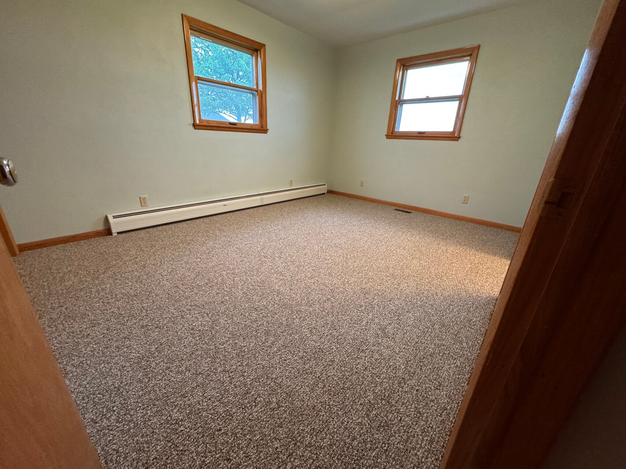 Building Photo - 4535 S Beaumont Ave