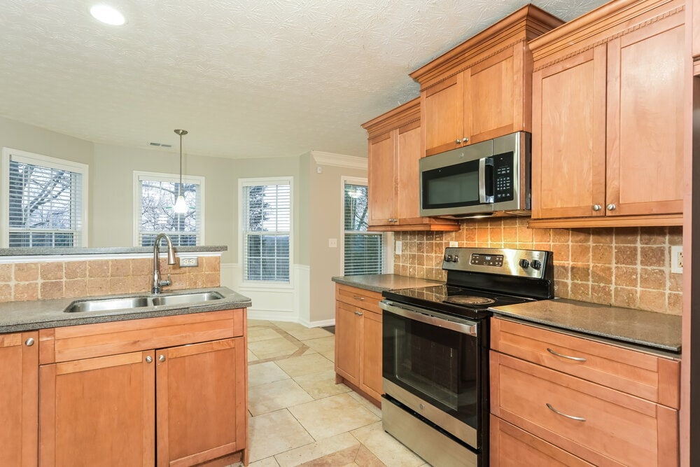 Building Photo - 875 Georgian Hills Dr