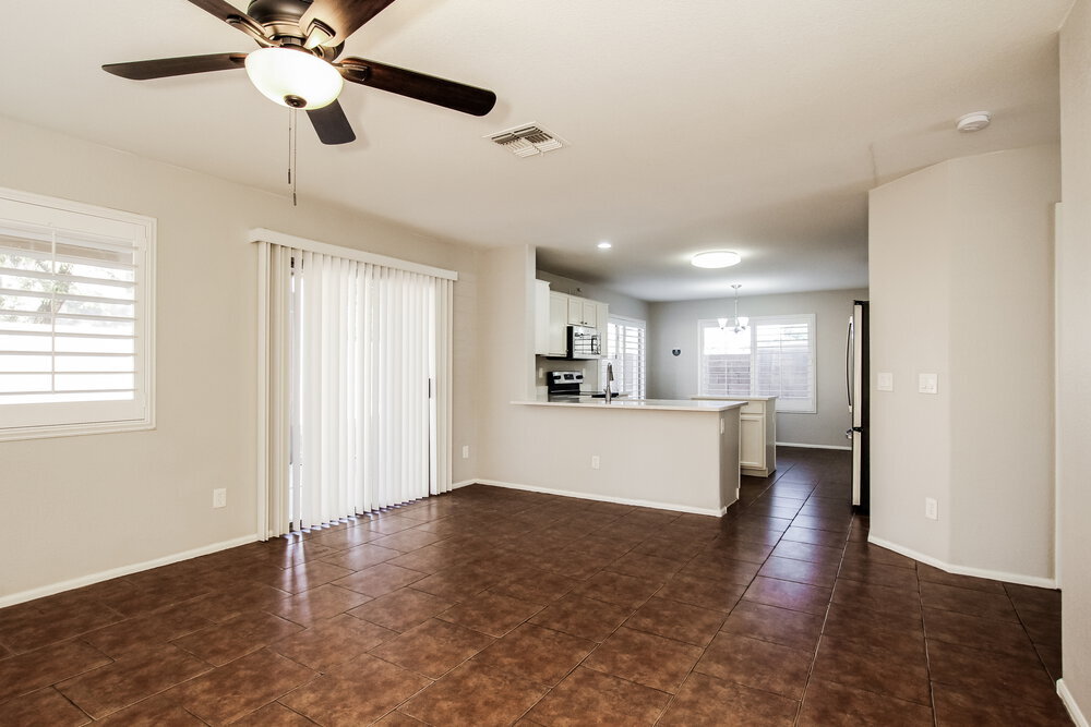 Building Photo - 12634 W Pasadena Ave