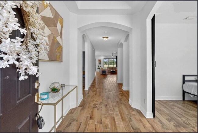 Building Photo - 743 129th St NE