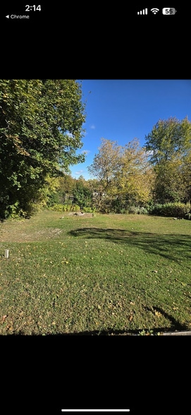 Building Photo - 351 Broadway