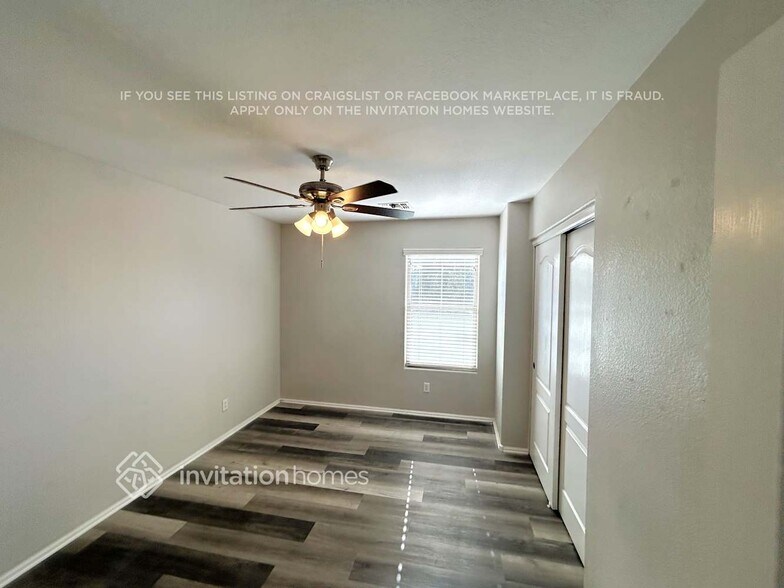 Building Photo - 2173 S 160th Ln
