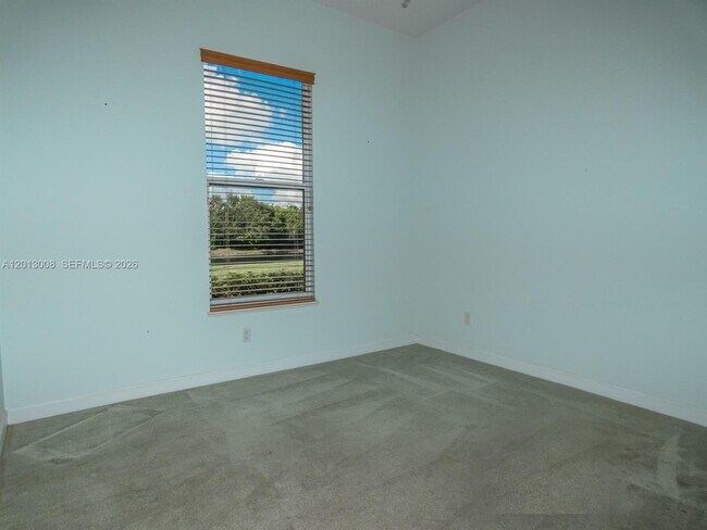 Building Photo - 10671 SW Waterway Ln