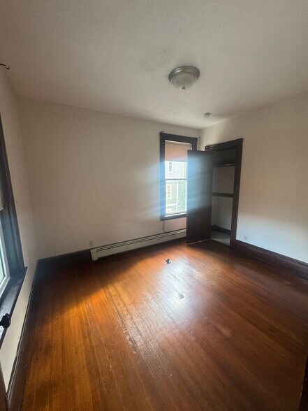 Building Photo - 85 Chestnut St