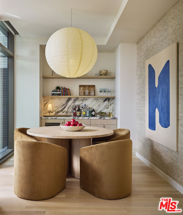 Building Photo - 700 Broadway