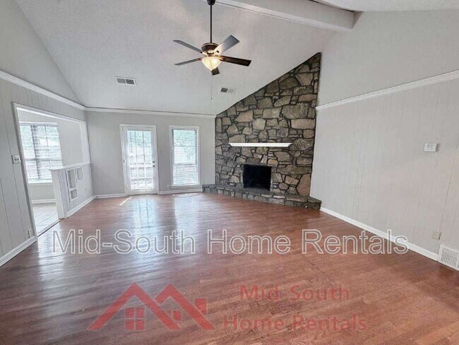 Building Photo - 4457 Walden Glen Cv