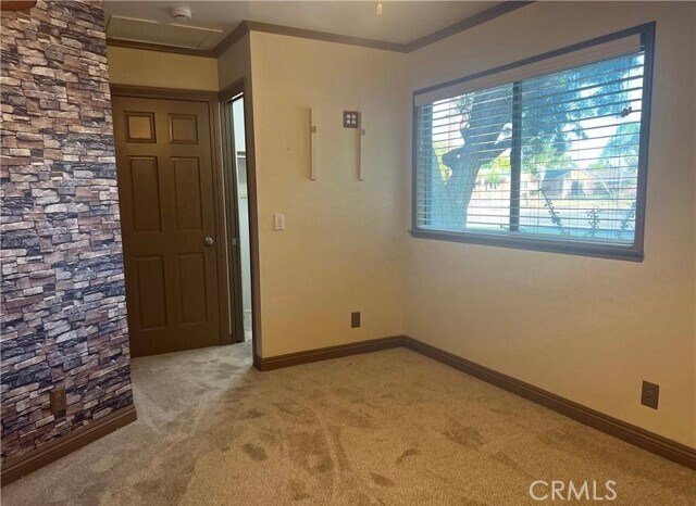 Building Photo - 8541 Orangewood Ave
