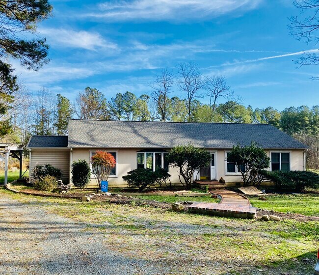 Primary Photo - 8400 Union Grove Church Rd