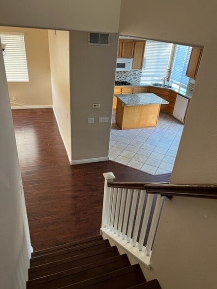 Building Photo - 15755 Roan Rd