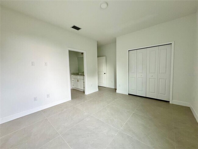 Building Photo - 13435 Bouvardia Ln