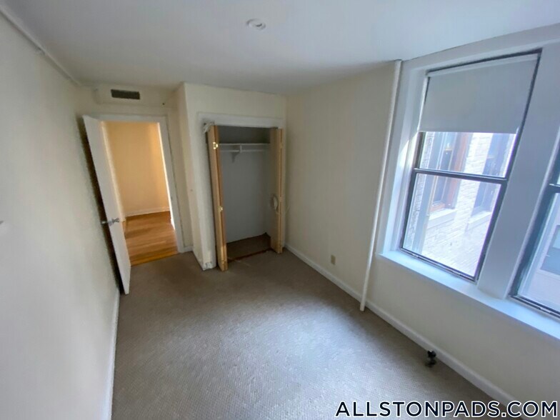 Building Photo - 1135 Commonwealth Ave