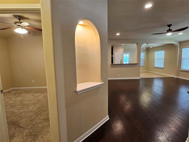 Building Photo - 13708 Loleta Way