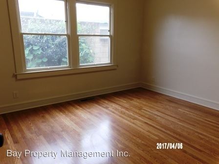 Building Photo - 138 Pine St