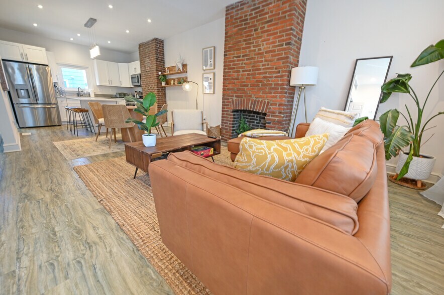 Building Photo - 3451 Denny St