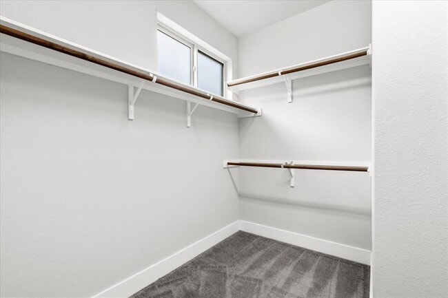 Building Photo - 6009 Baythorne Dr