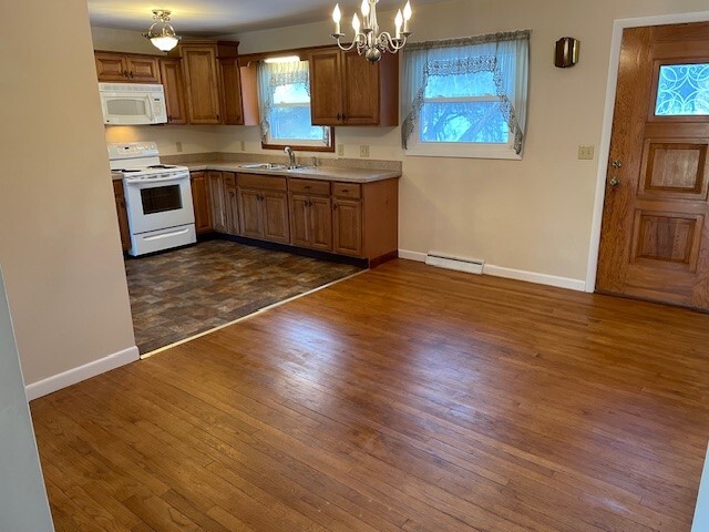 Kitchen/Dining Room - 595 Marble St