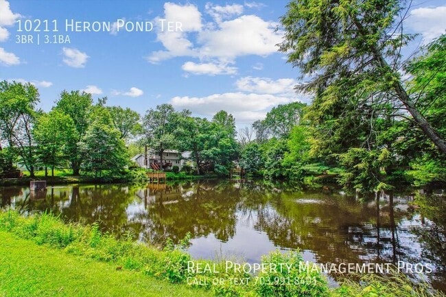 Building Photo - 10211 Heron Pond Terrace