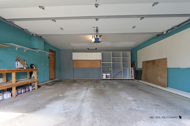 Building Photo - 50 S Windsor Pl