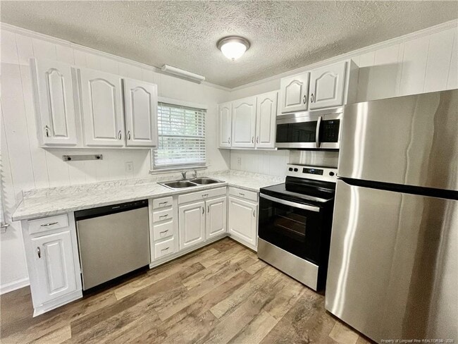 Building Photo - 2816 E Cramer Dr