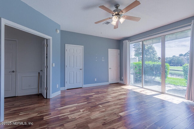 Building Photo - 4422 Capital Dome Dr