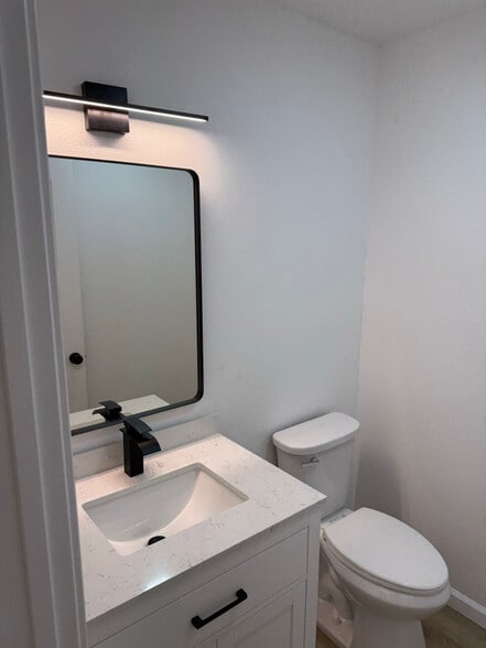 Building Photo - 9524 Easter Way