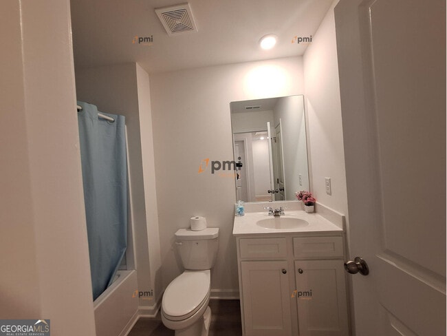Building Photo - 285 Kenoot Dr