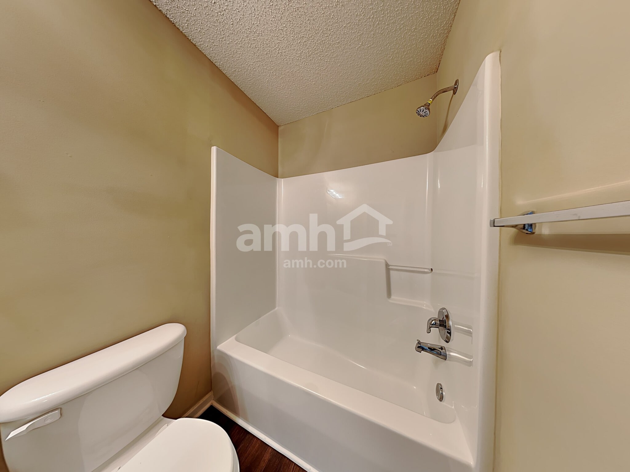 Building Photo - 539 Rockbridge Dr