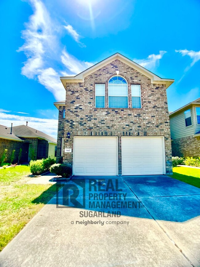 Building Photo - Beautiful Two Story Home