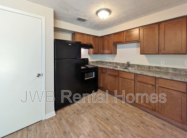 Building Photo - 4431 Kenndle Rd