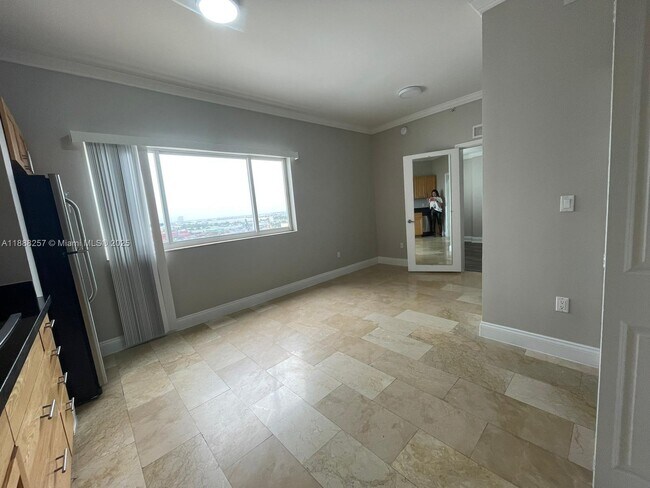 Building Photo - 1750 NW 107th Ave