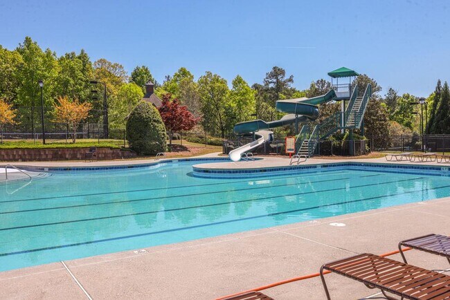Building Photo - 4669 Sierra Creek Dr NE
