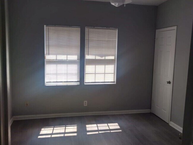 Building Photo - 957 Harwell St NW