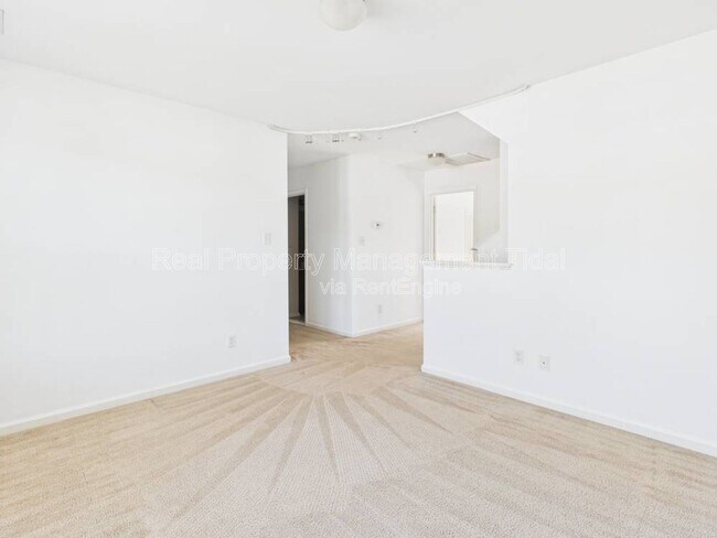 Building Photo - 205 Cheeseman Rd
