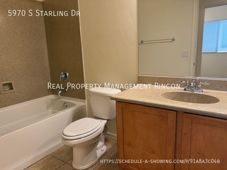 Building Photo - 5970 S Starling Dr