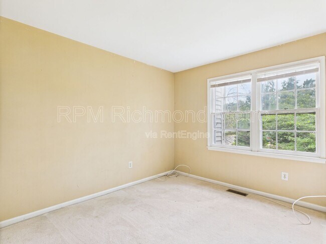 Building Photo - 1507 Skirmish Run Dr