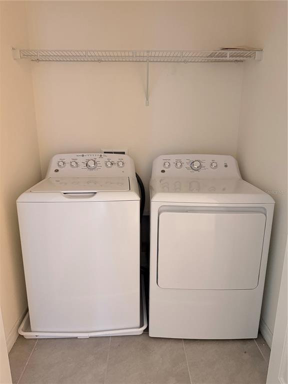 Building Photo - 12012 Holystone St